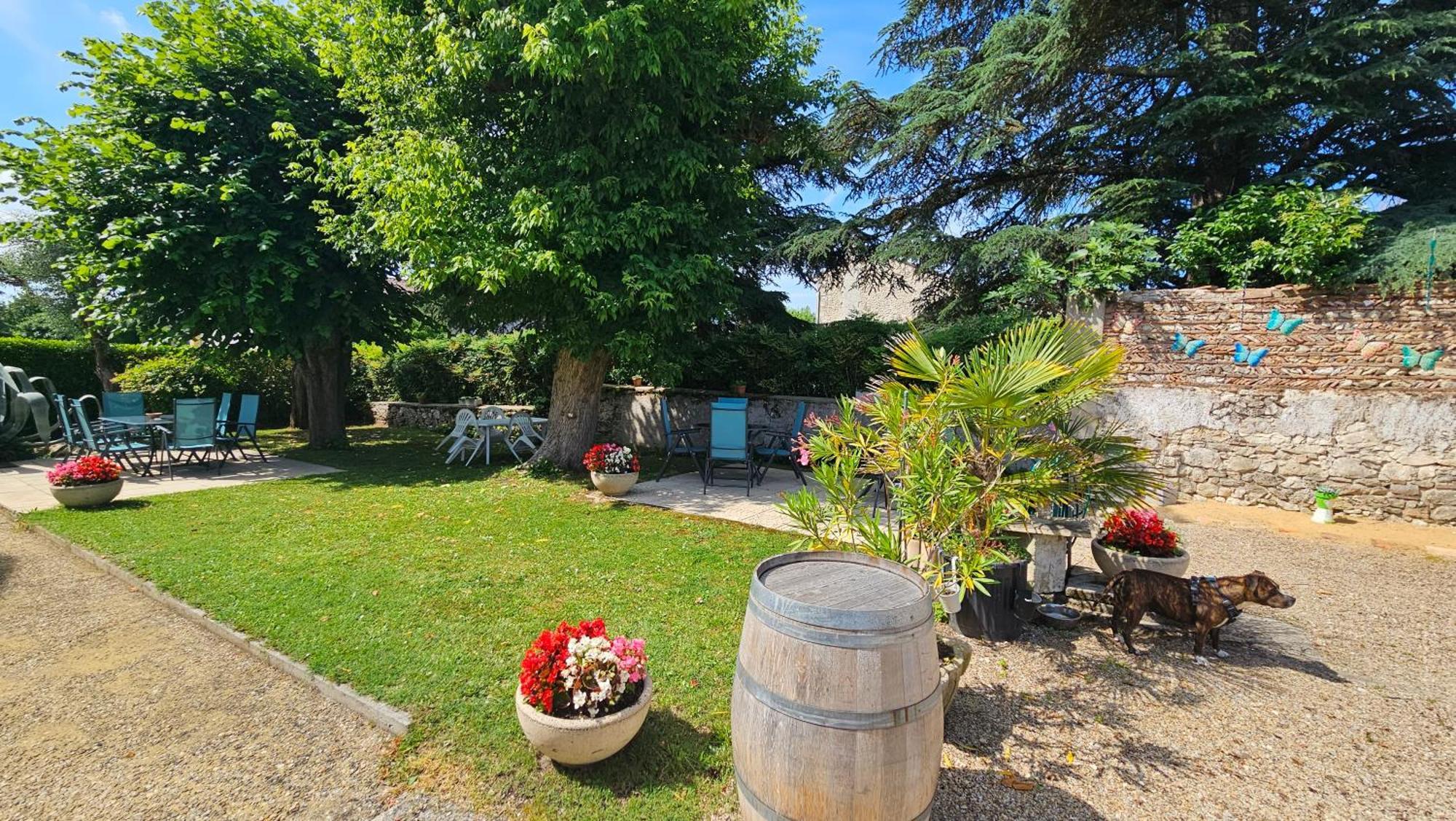 Chambres Et Gites Les Deux Chenes Pres De Bergerac Le Fleix Ngoại thất bức ảnh