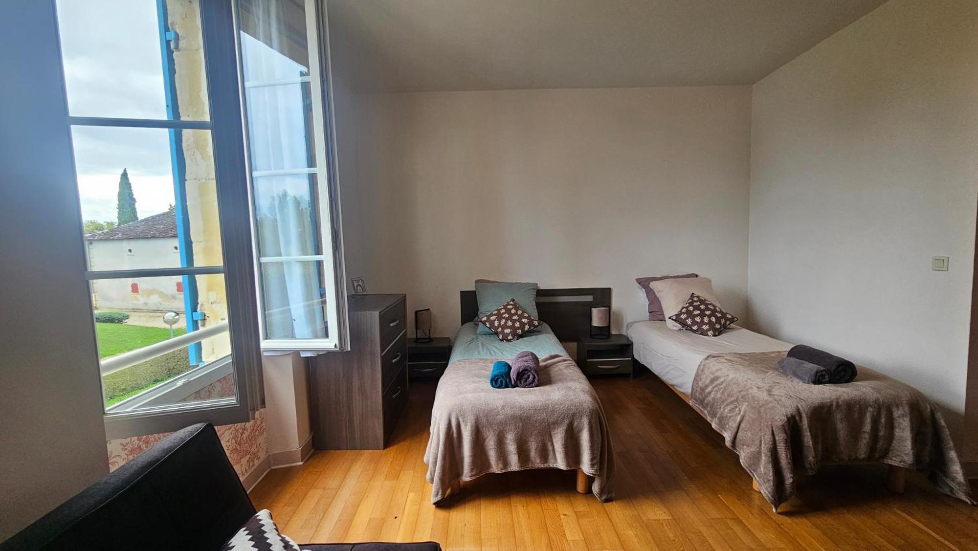Chambres Et Gites Les Deux Chenes Pres De Bergerac Le Fleix Ngoại thất bức ảnh