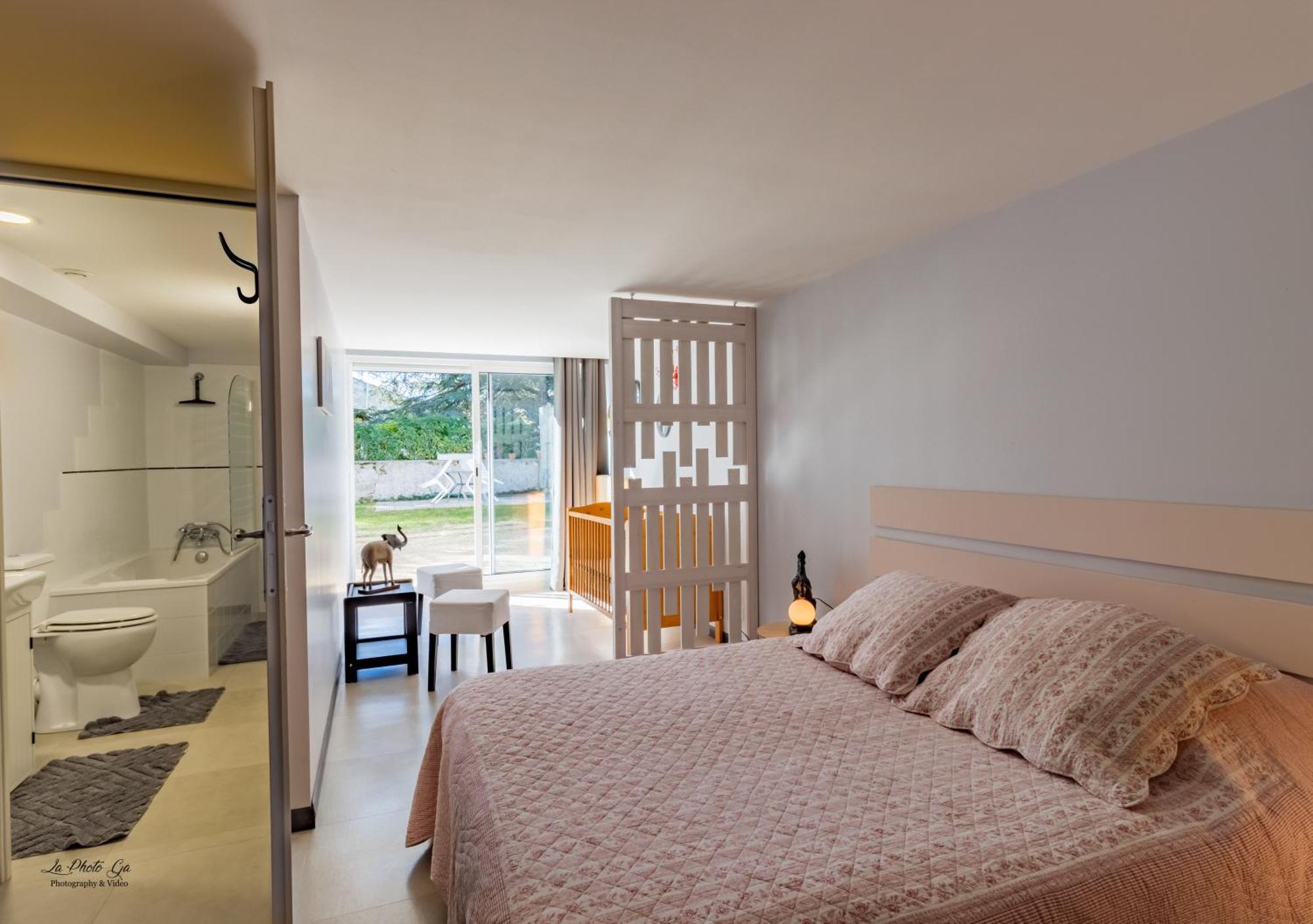 Chambres Et Gites Les Deux Chenes Pres De Bergerac Le Fleix Ngoại thất bức ảnh